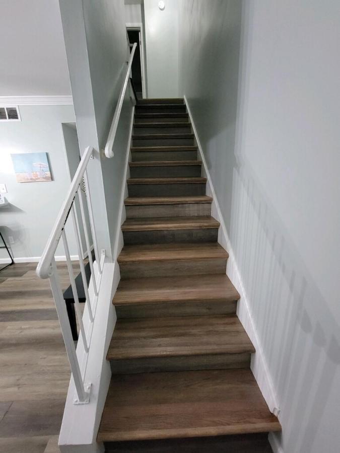 Hhi Homes- Newly Renovated Cozy Modern Pet-Friendly Villa-Ideal Location ヒルトンヘッドアイランド エクステリア 写真