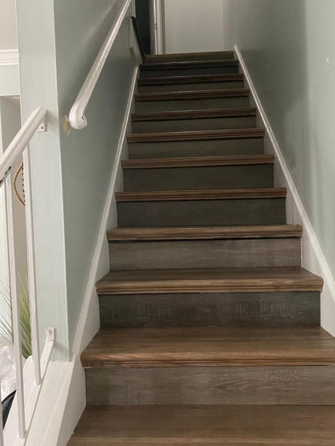 Hhi Homes- Newly Renovated Cozy Modern Pet-Friendly Villa-Ideal Location ヒルトンヘッドアイランド エクステリア 写真