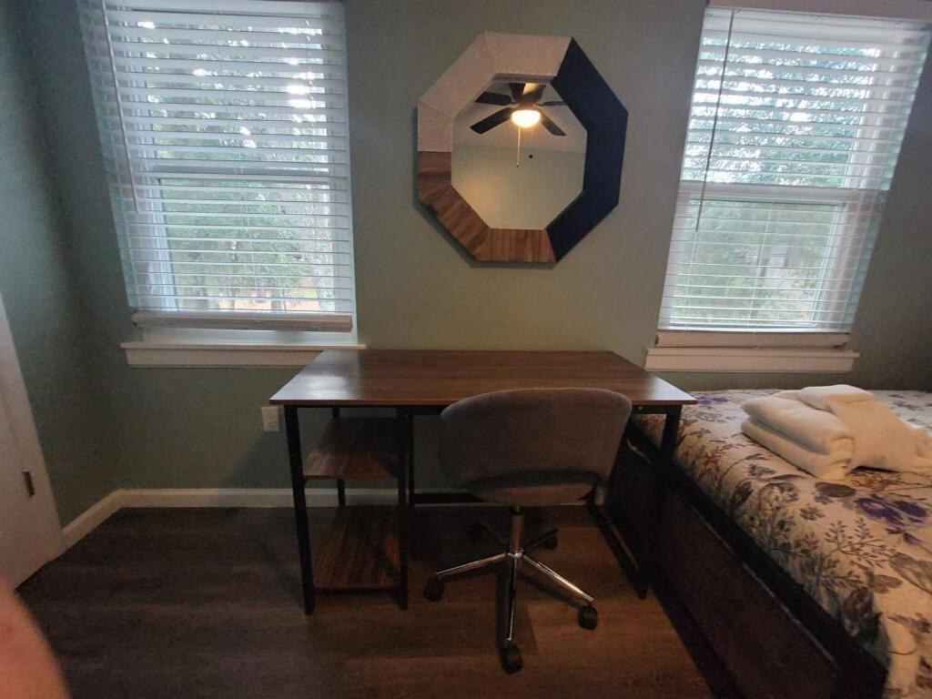 Hhi Homes- Newly Renovated Cozy Modern Pet-Friendly Villa-Ideal Location ヒルトンヘッドアイランド エクステリア 写真